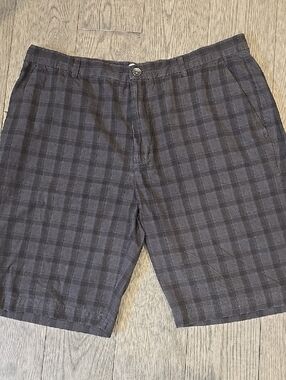 CALVIN KLEIN CHECKERD SHORTS